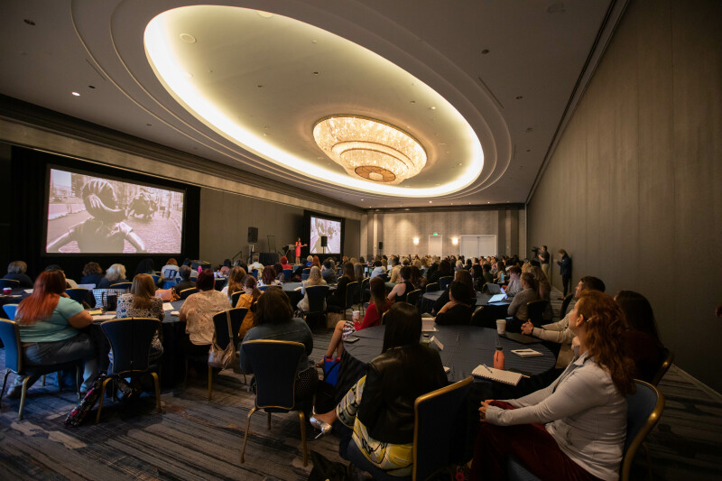 Selena Rezvani presenting at EA Ignite Spring 2023 on how to negotiate like a boss